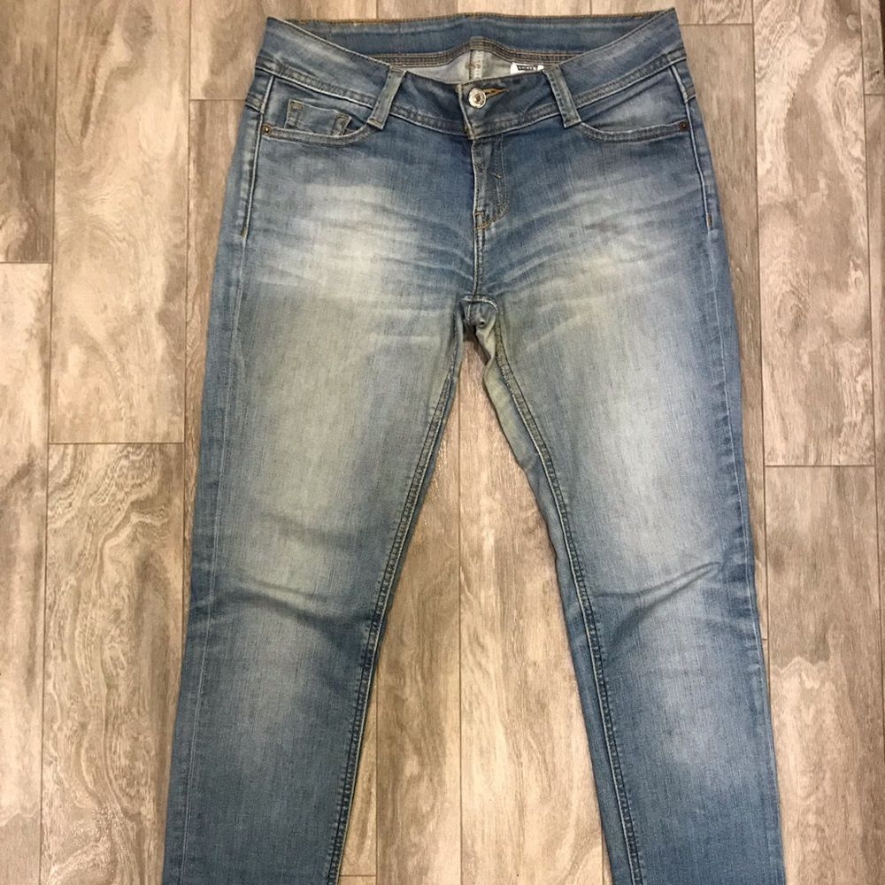 Levi's 105 Jeans